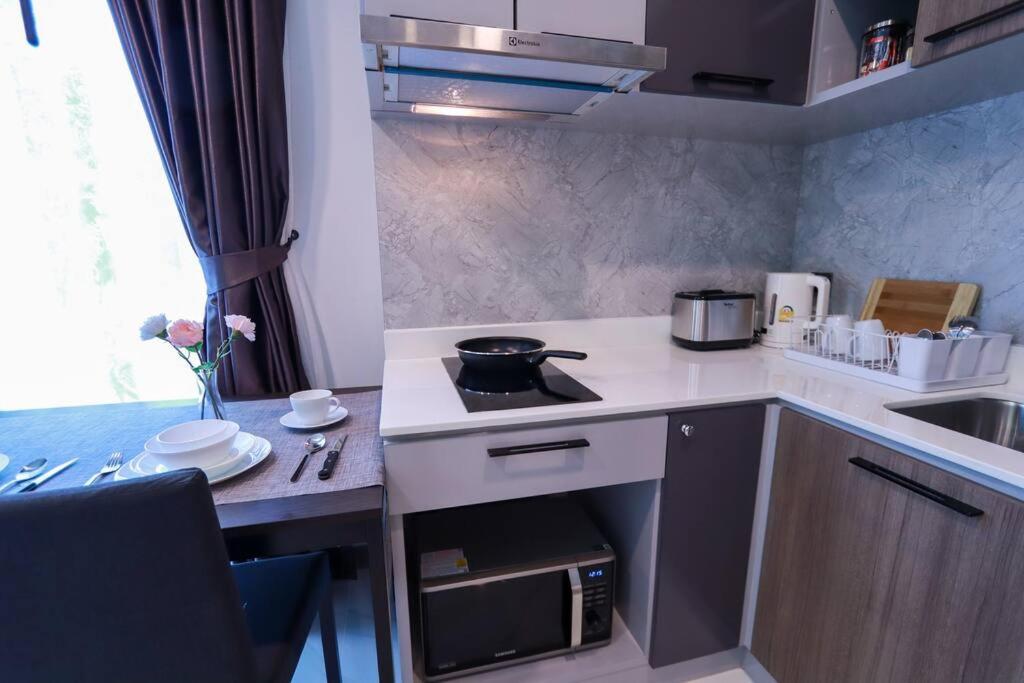 A401-silk Aonang, Sea View - 5 Mins To Apartment Krabi